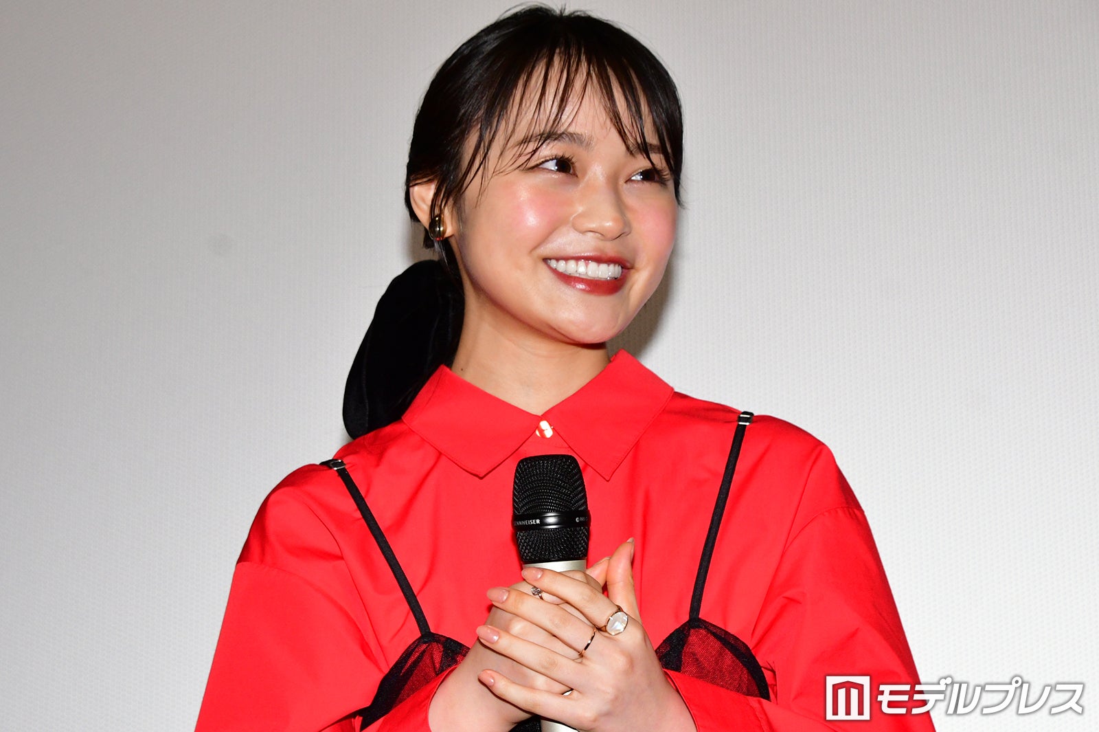 林芽亜里（C）モデルプレス