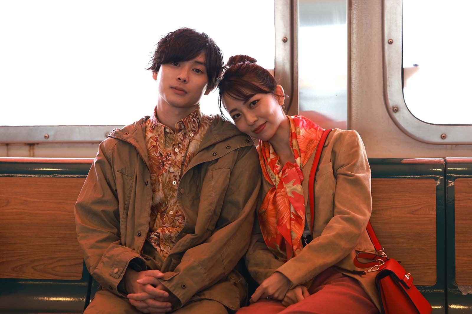 柾木玲弥、小島梨里杏「恋愛ドラマな恋がしたい in NEW YORK」（C）AbemaTV, Inc.