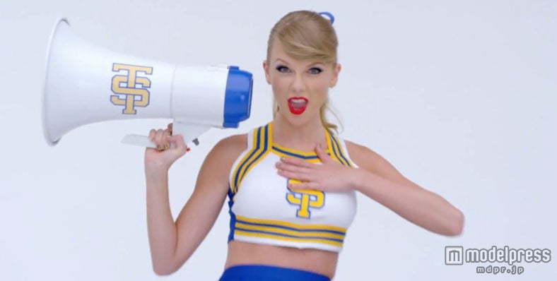 テイラー・スウィフト、キュートな9変化に世界から反響