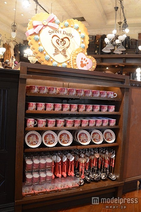 「スウィート・ダッフィー」がズラリ