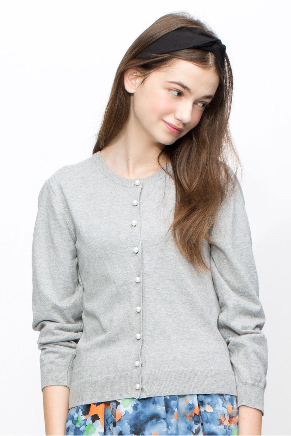 パールボタンカーディガン「riana」6,728円（税込）