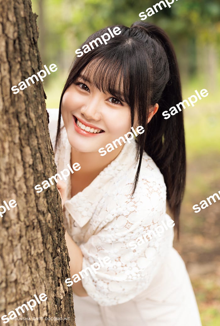 伊藤理々杏/コーチャンフォー特典ポストカード(画像提供:光文社)