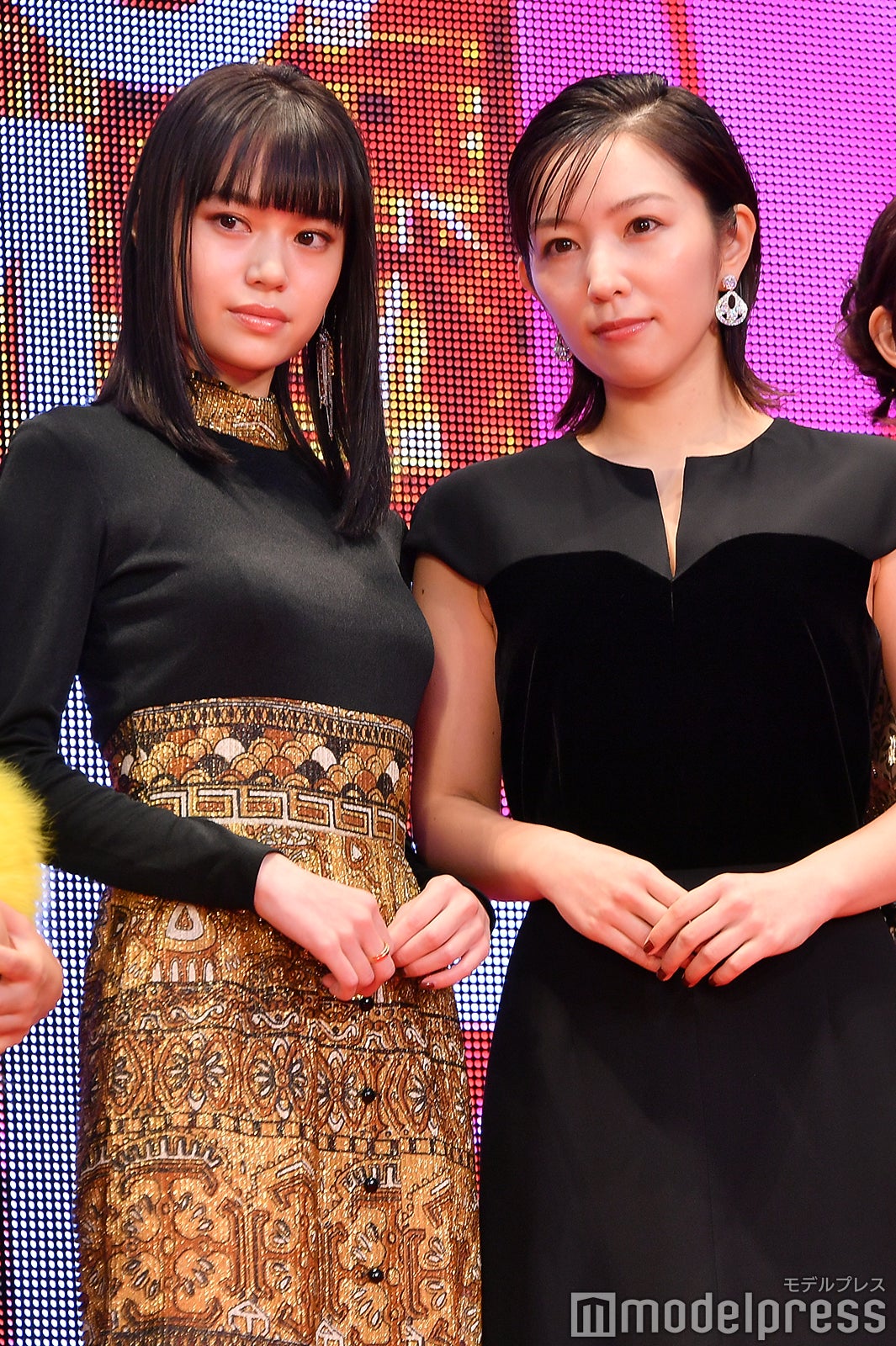 野崎智子、徳永えり （C）モデルプレス