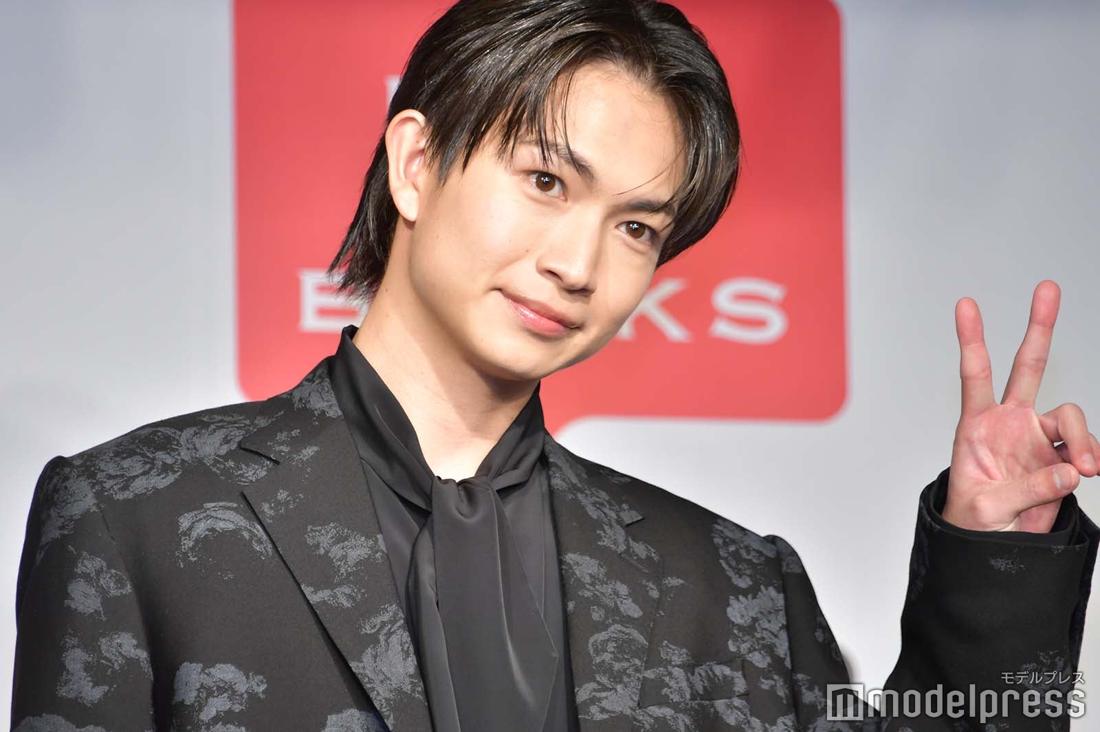 綱啓永（C）モデルプレス