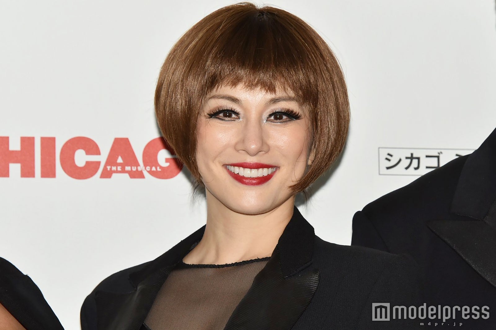 米倉涼子、バースデーサプライズに豪快な宣言