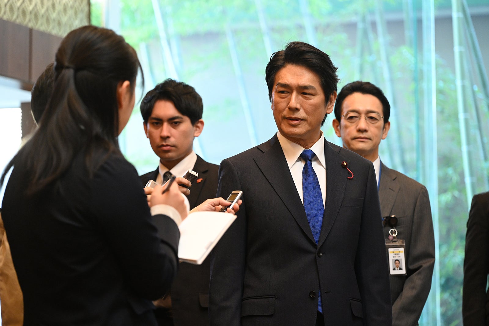 高橋克典、飯田基祐 「罠の戦争」第8話より（C）カンテレ