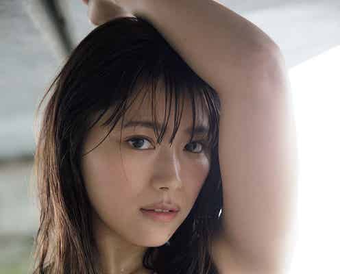 元SKE48山内鈴蘭、最強ゴルファー美女が水着姿で魅了