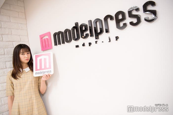 モデルプレスのインタビューに応じた小泉遥(C)モデルプレス