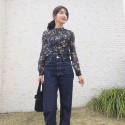 《今っぽコーデ》が叶う!おしゃれガールはレトロな小花柄が気分