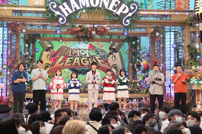 (左から)堀内健、原田泰造、名城大学「ドレミソ煮込みうどん」、長田庄平、松尾駿(C)フジテレビ