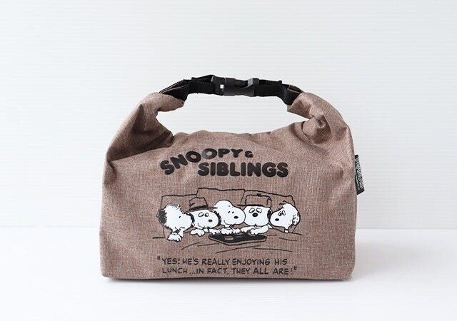ムック本　ムック　付録　人気　おすすめ　オススメ　宝島社　宝島　レビュー　便利　優秀　当たり　最高　2023　スヌーピー　スヌーピー付録　SNOOPY　保冷バッグ　バッグ　保冷