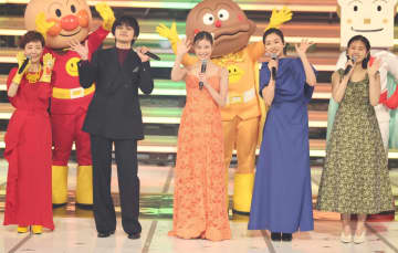 ネ、ネグリジェ？？「あんぱん」企画で今田美桜が衝撃ドキンちゃんドレスに変身 3姉妹ブギウギにネット沸く「永久保存だろ」「この衣装でこそ輝く」