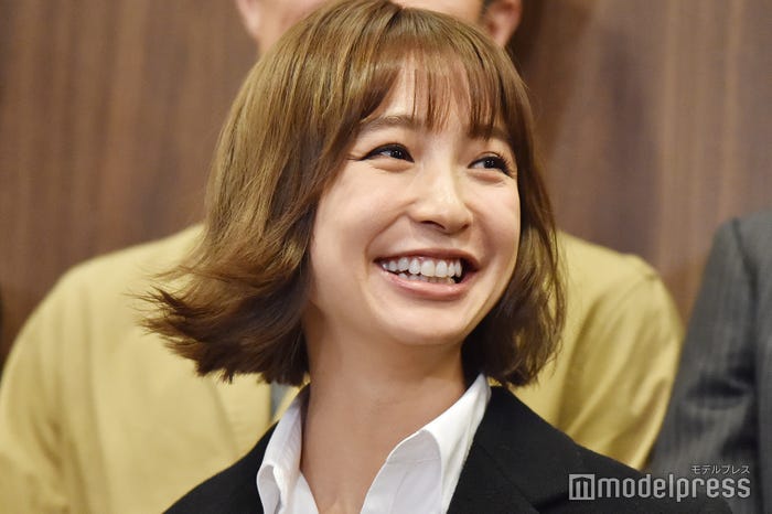 篠田麻里子 (C)モデルプレス