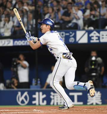 DeNA 4点差はね返して逆転勝利！先発野手全員安打で13安打11得点 勝又が21試合連続安打となるタイムリー