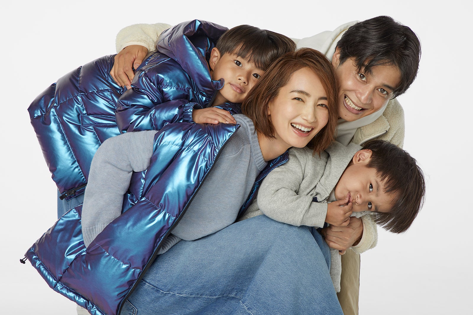 辻元舞らファミリー（提供写真）