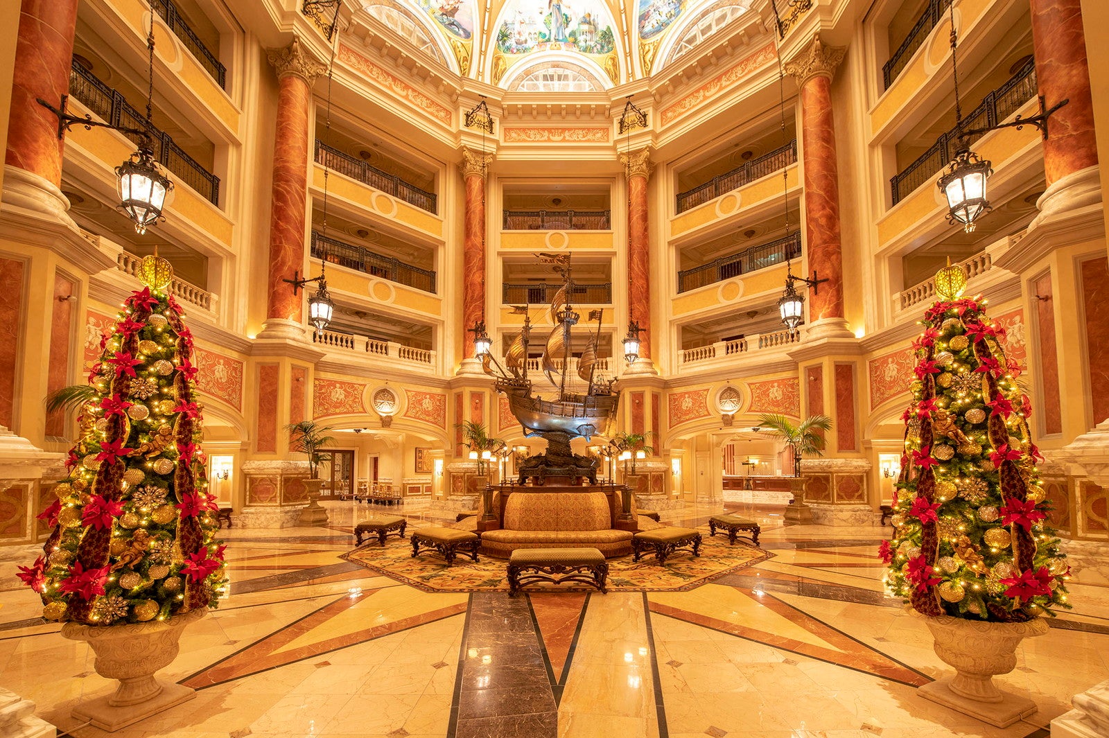 東京ディズニーシー・ホテルミラコスタ（C）Disney