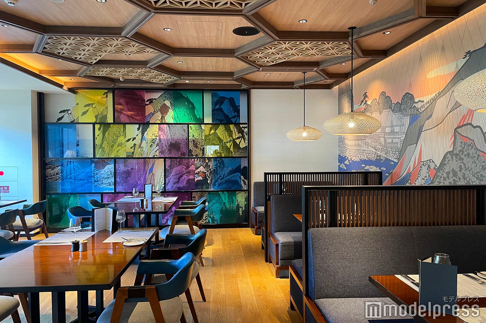 浮世絵と箱根の景色が融合したアート／ホテルインディゴ箱根強羅（C）モデルプレス