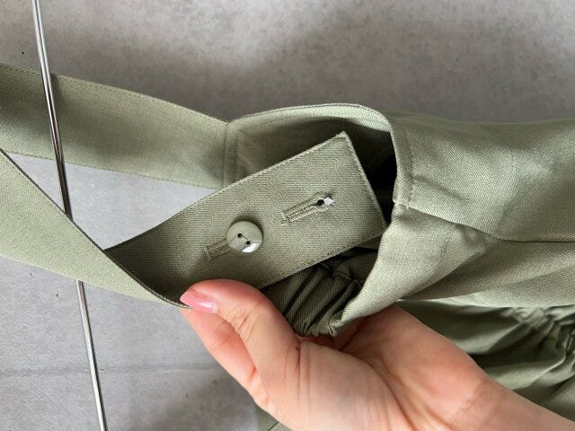 GU　マルチウェイワンピース（半袖）　肩紐　ボタン調節　