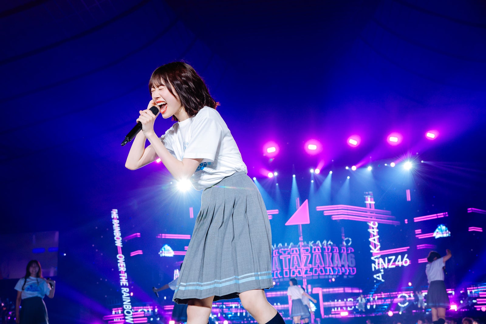輝く高品質な OVER 日向坂46 富田鈴花 THE アクリルブロック（日向坂 RAINBOW アイドル