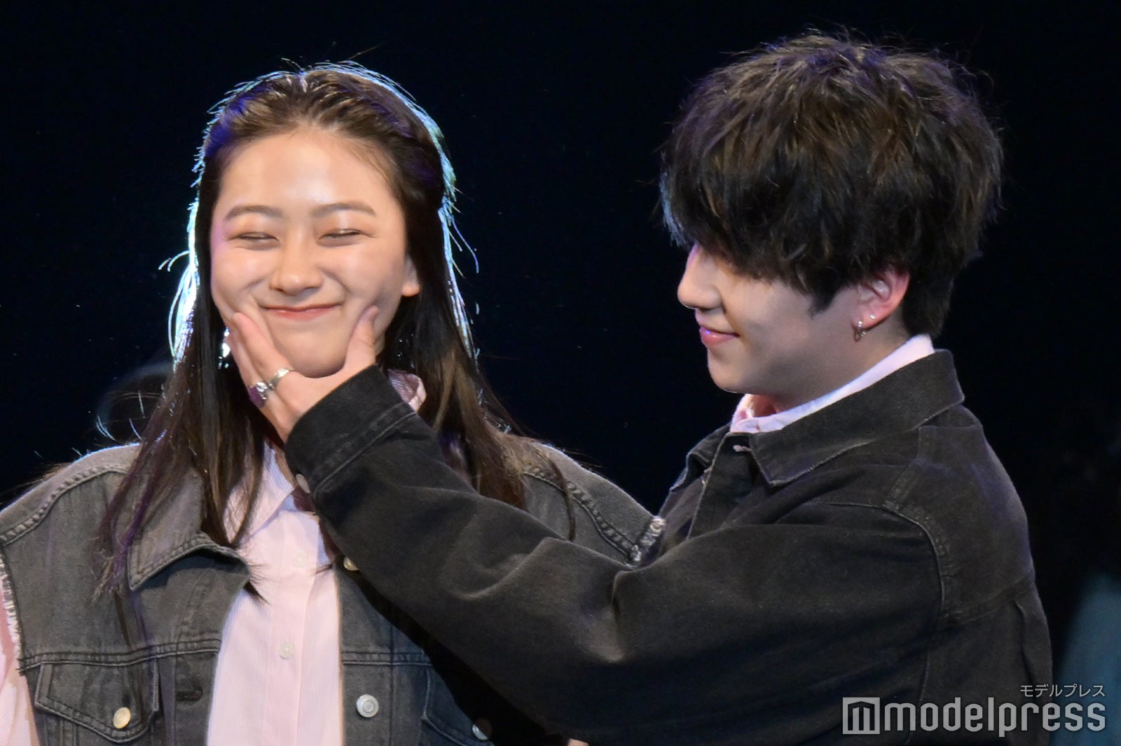 みとゆな、岡田蓮（C）モデルプレス