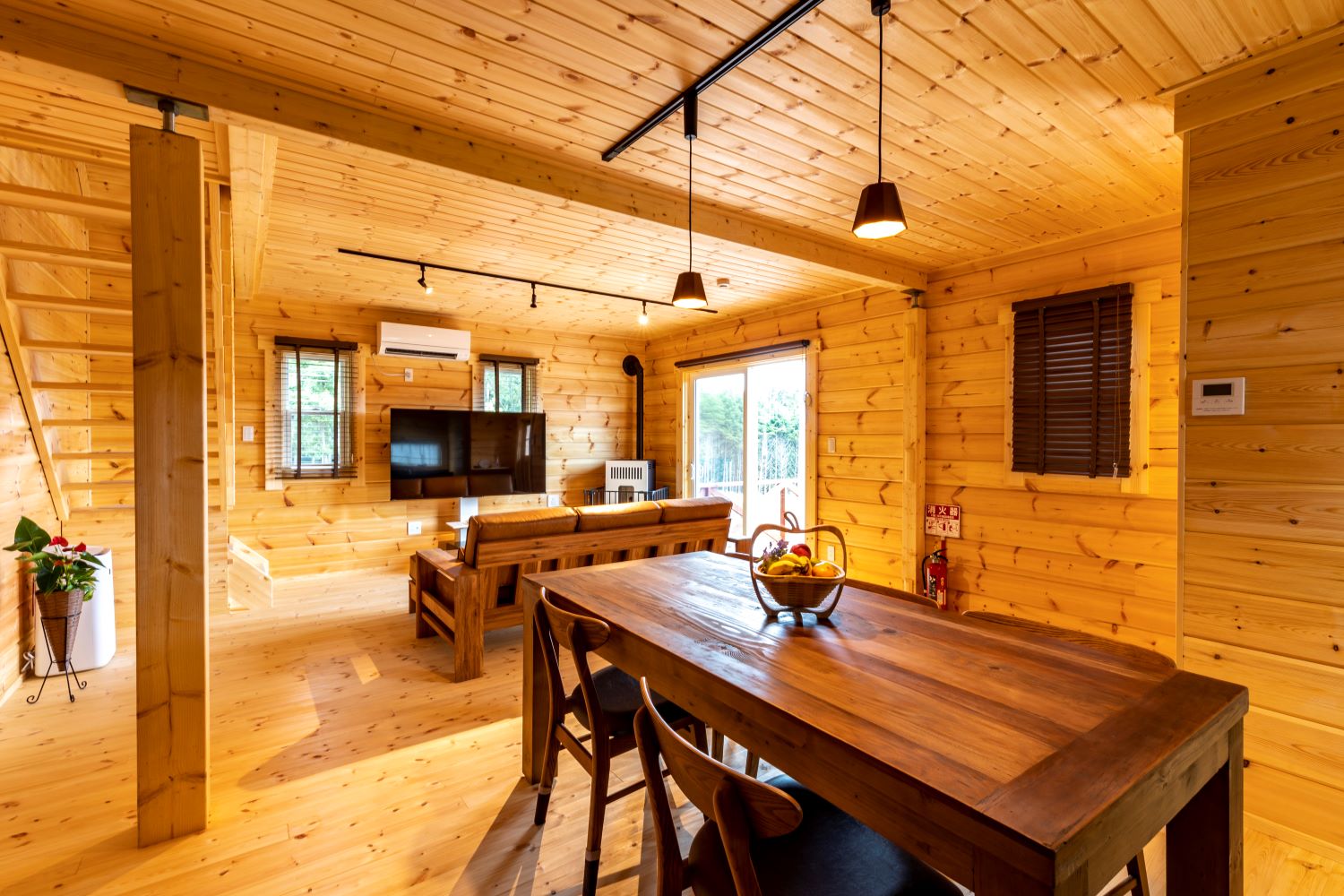 果樹園グランピングヴィラHARASAWA／画像提供：ブッキングリゾート