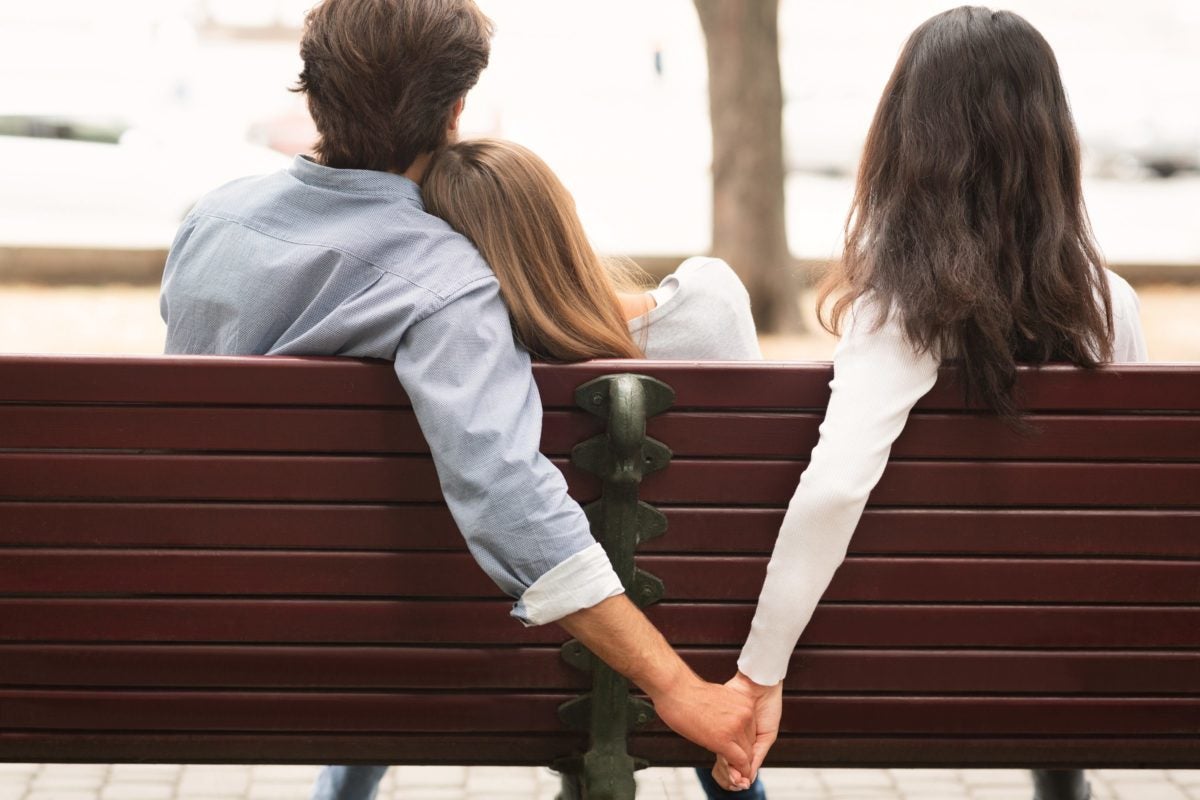 普通の恋愛をしたいのに 既婚者ばかり好きになる女性の理由と対処法 モデルプレス 普通の恋愛をしたいのに 既婚者ばかり好きになる女性の理由と対処法 モデルプレス