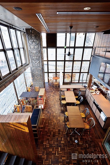 「KAKA’AKO DINING＆BAR」店内