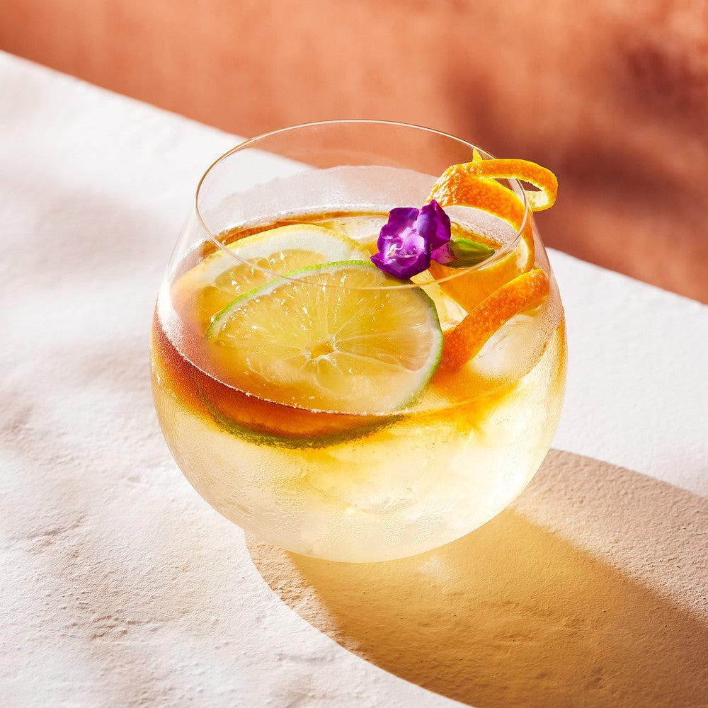 シトラス コーヒーモー二¥1,700 （店内利用の場合）,669（持ち帰りの場合）／画像提供：スターバックス コーヒー ジャパン