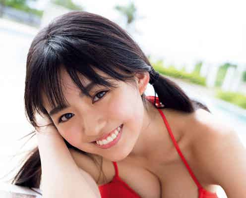 「ミスマガジン2019」グランプリ豊田ルナ、ビキニ姿で美谷間あらわ