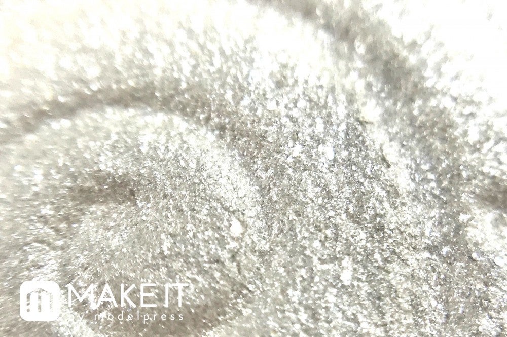 セザンヌ パールグロウハイライト／03 オーロラミント (C)メイクイット