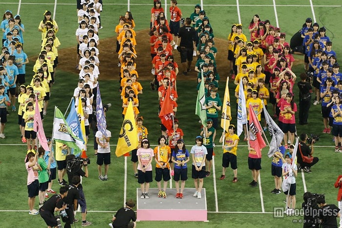 「第1回AKB48グループ対抗 大運動会」(C)AKS