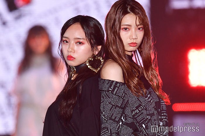 齊藤京子、高本彩花(C)モデルプレス