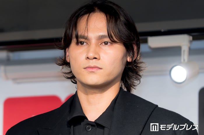 龍(C)モデルプレス