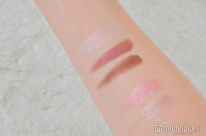 上からA・B・C・D・E(C)モデルプレス