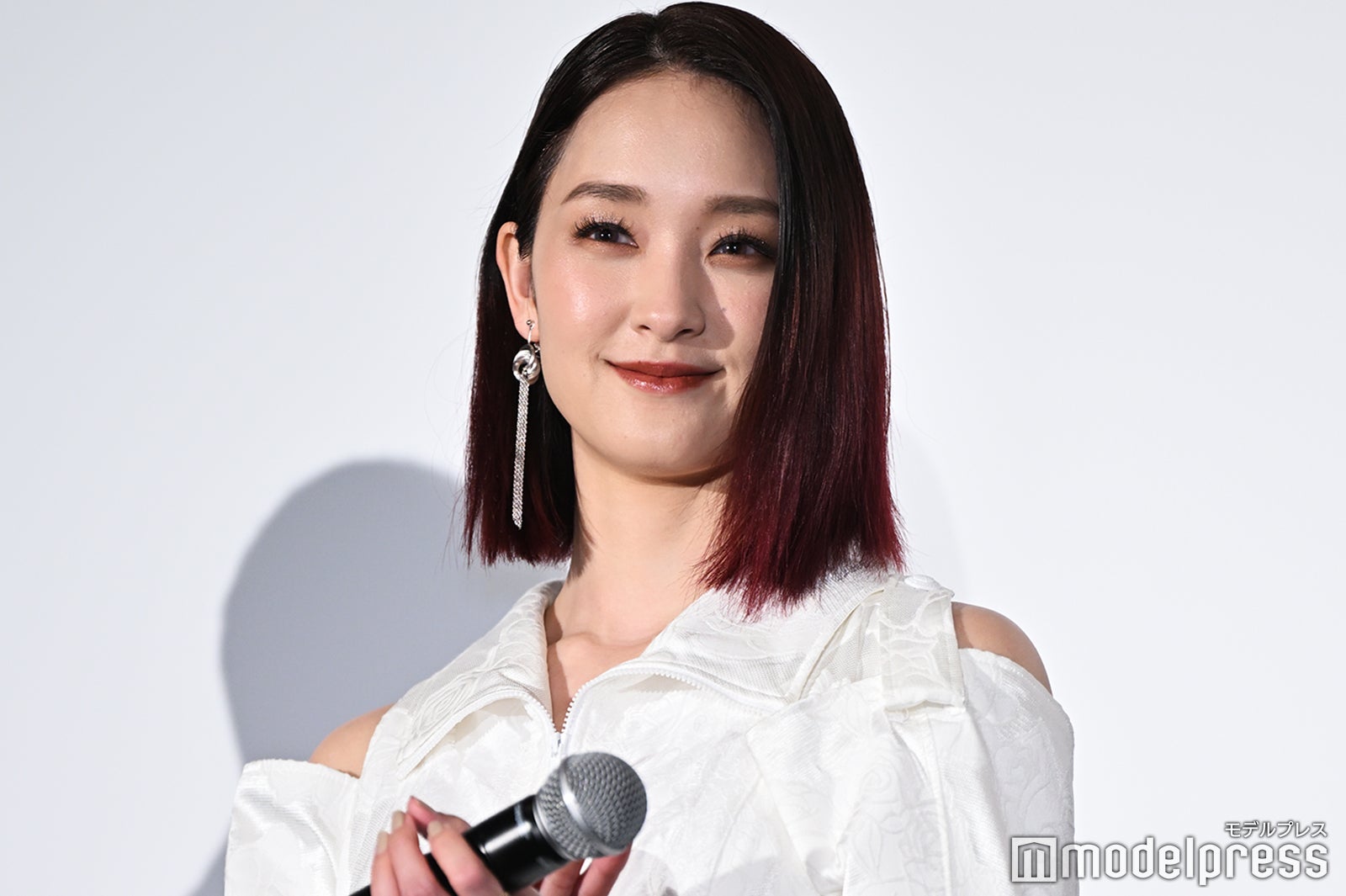 剛力彩芽（C）モデルプレス