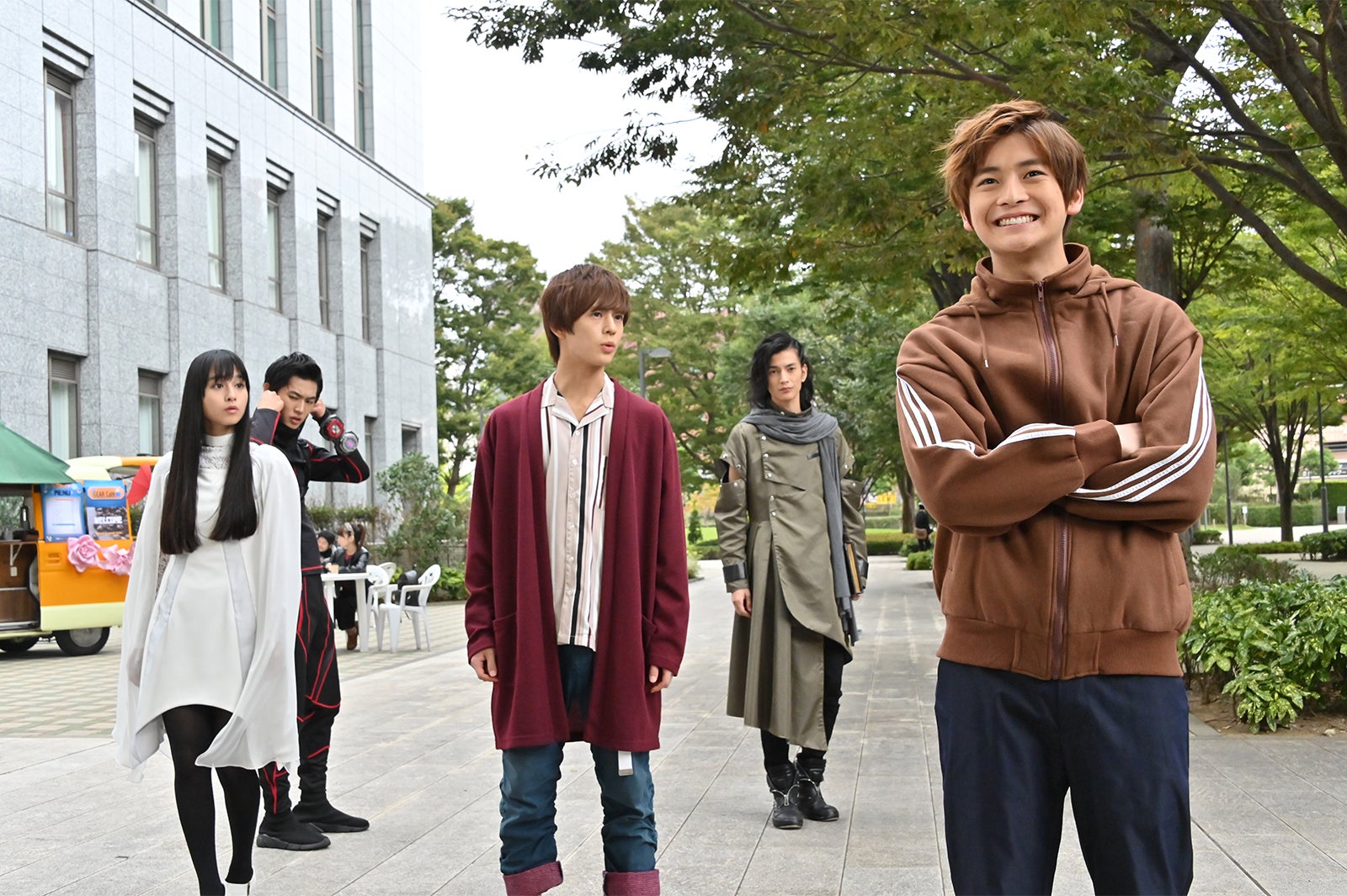 高橋文哉＆鶴嶋乃愛「仮面ライダー 令和 ザ・ファースト