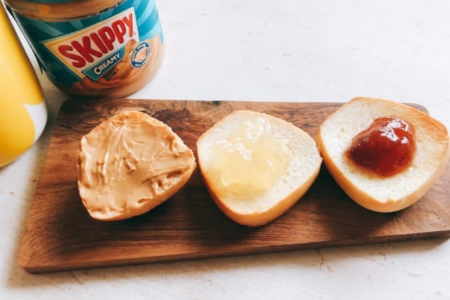 コストコディナーロールジャム