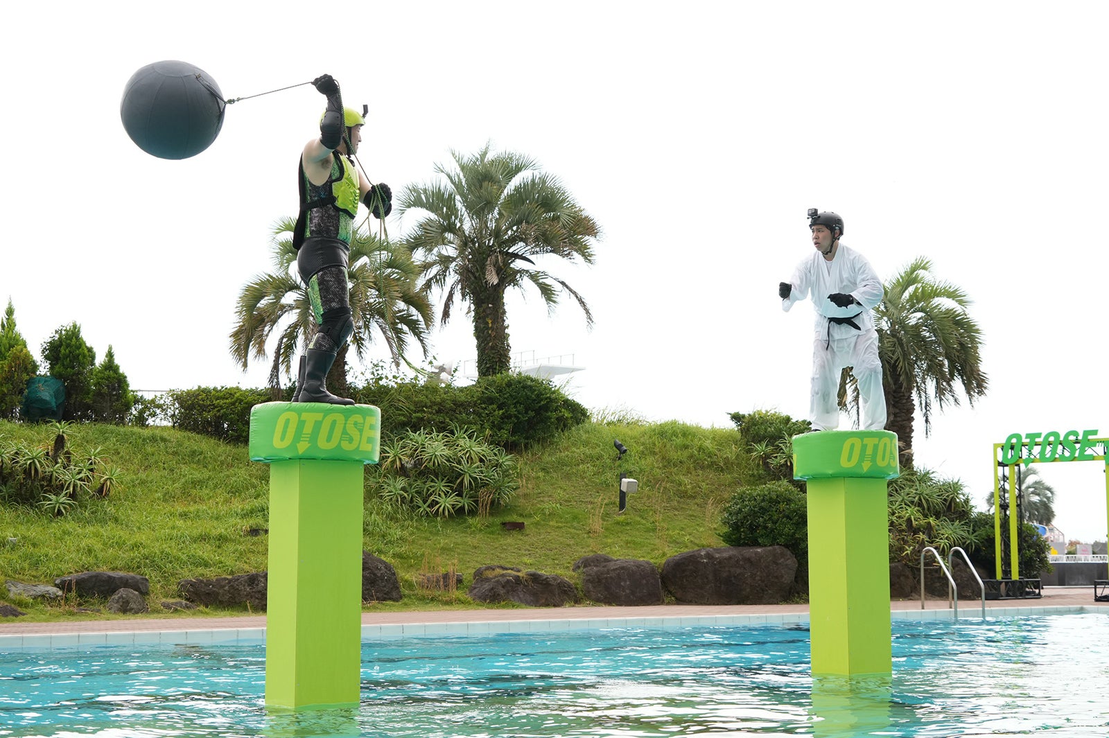 「OTOSE」（左から）長田正平、せいや（C）フジテレビ