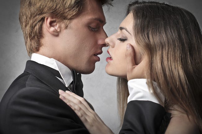 絶対にしちゃダメ キスで男性をドン引きさせた痛い失敗例 モデルプレス