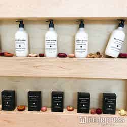 シンプルなパッケージがおしゃれ(C)モデルプレス