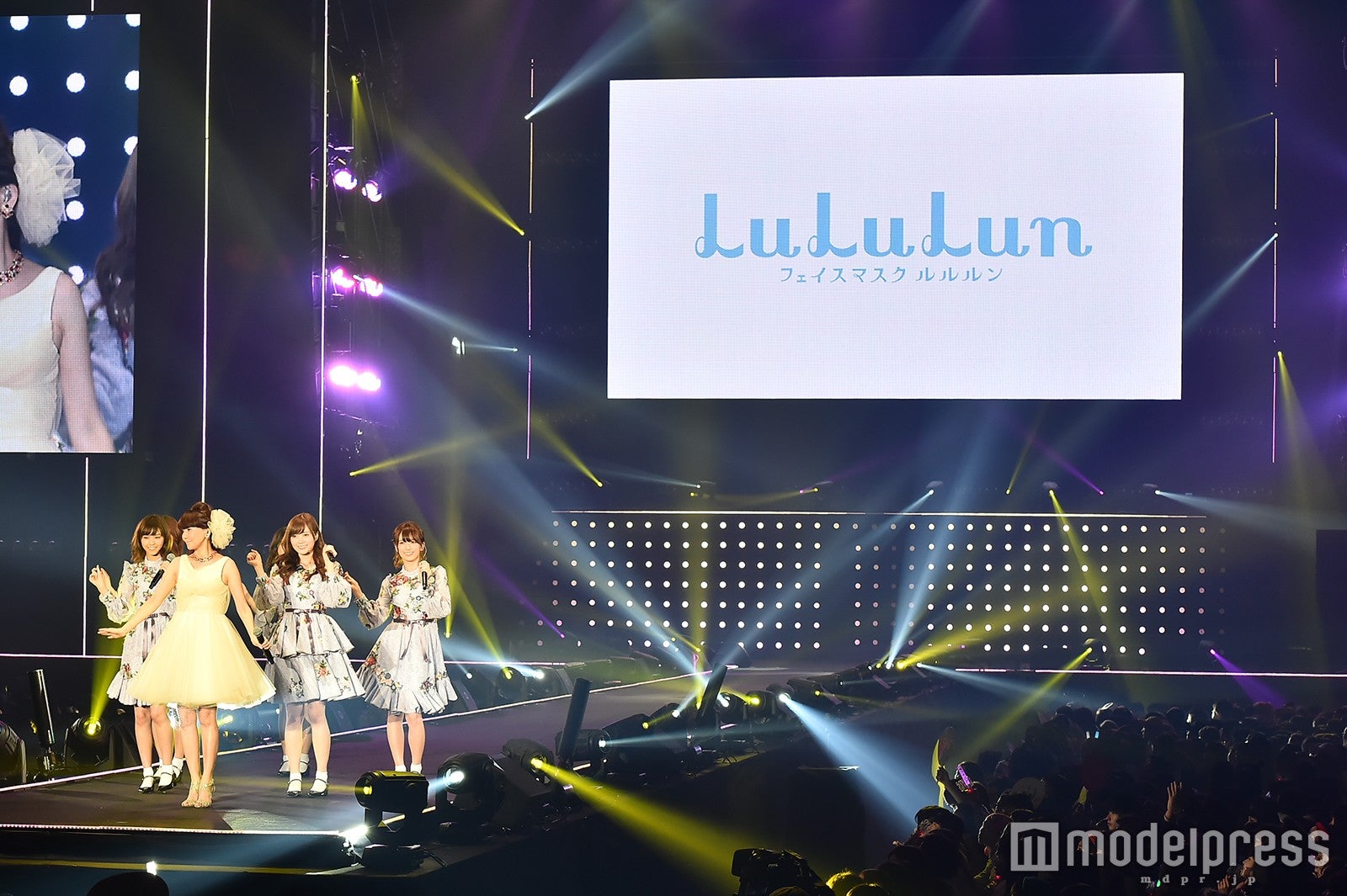 乃木坂46＆松本伊代／TGC2016SS（C）モデルプレス