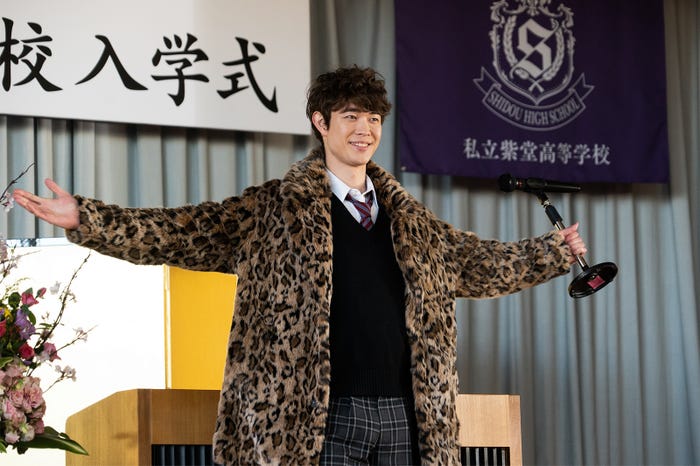 宮沢氷魚/「僕の初恋をキミに捧ぐ」第1話より(C)テレビ朝日