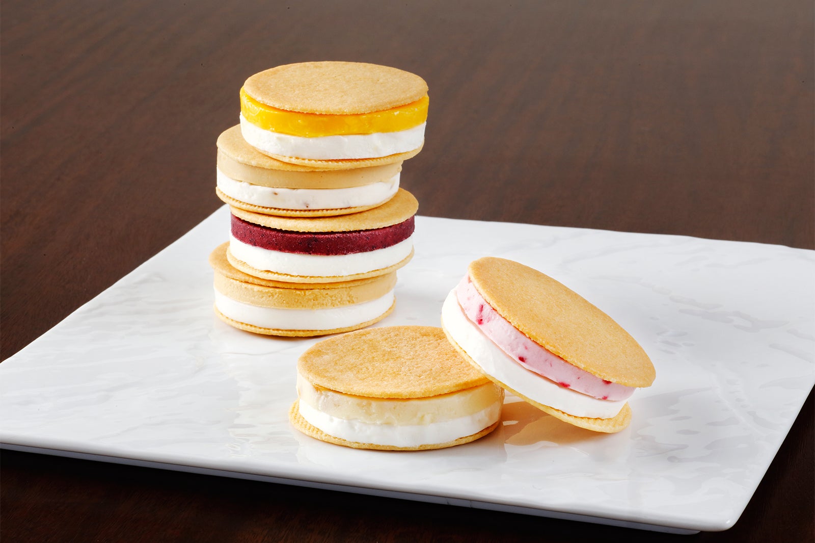 CANDICEサンドアイス／画像提供：日本アイスマニア協会