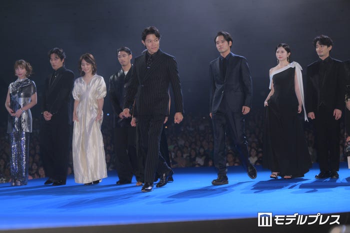 仲里依紗、要潤、石田ゆり子、賀来賢人、鈴木亮平、赤楚衛二、桜田ひより、津田健次郎(C)モデルプレス