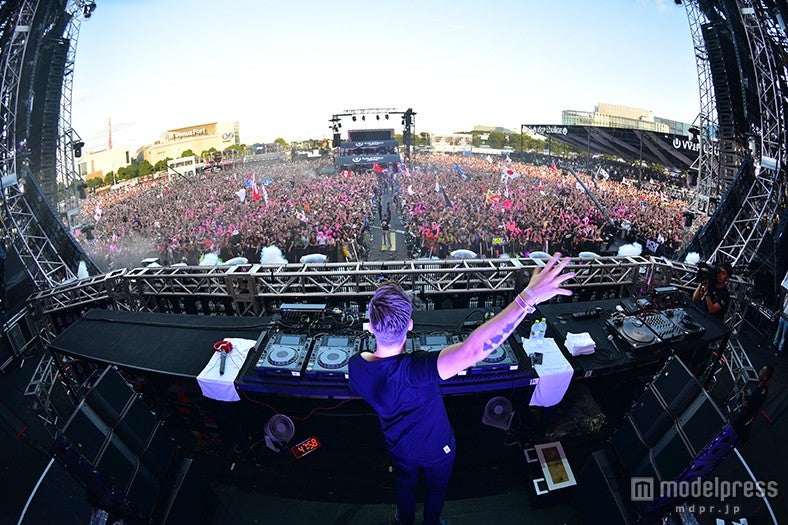 ニッキー・ロメロ（C）ULTRA JAPAN 2015