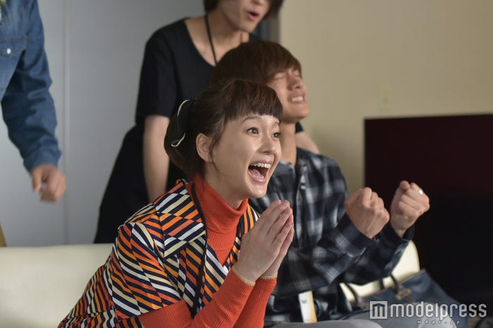 多部未華子(C)2016「あやカノ」製作委員会 (C)2014 CJ E&M CORPORATION