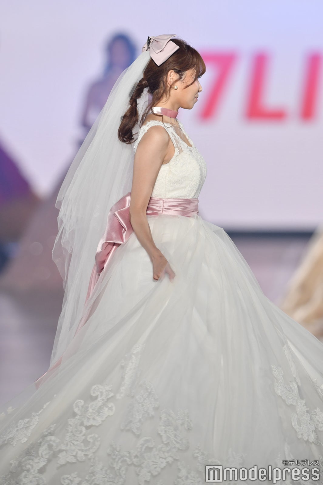 （C）モデルプレス