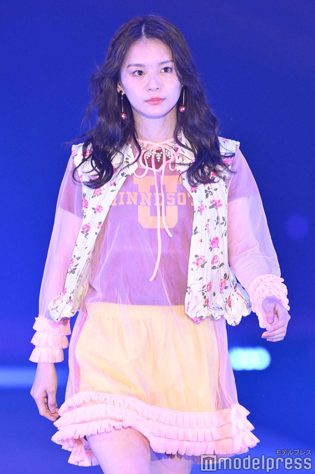 （C）モデルプレス