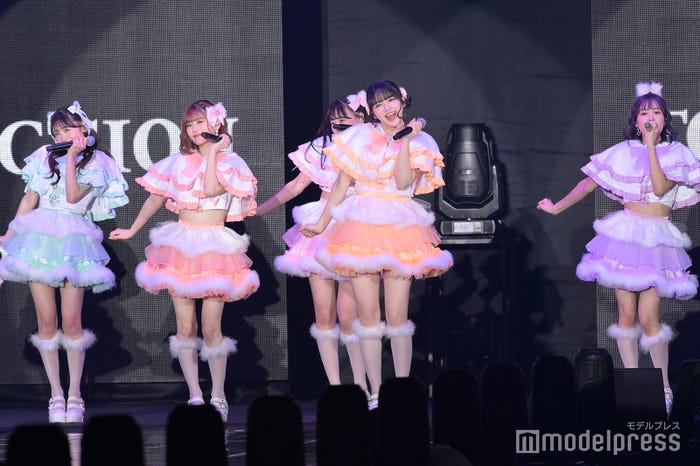 FRUITS ZIPPER(C)モデルプレス