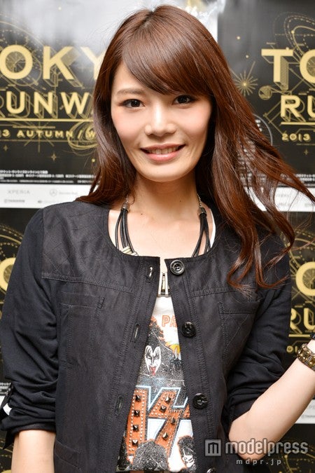 モデルプレスのインタビューに応じた島袋聖南